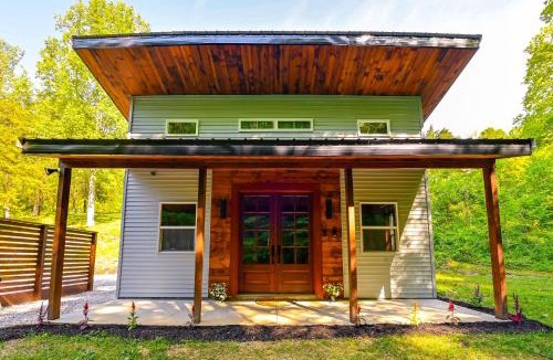 Mount Vernon House | Appalachian Cabin Haven! Gateway to Lake Linville!