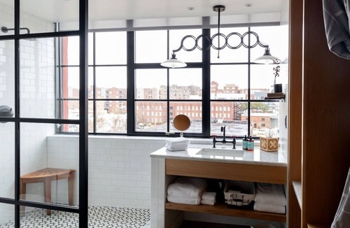 South Main Historic District Hotel | Arrive Memphis, Bigger Studio Room, Dogs Allowed, Minutes to Court Square!