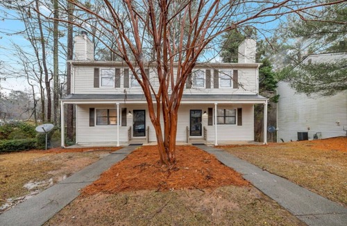 Woodstock Villa | ATH - Downtown Woodstock Luxury - Walk to Cherokee Amphitheater (1/4 mile) 3 Bedroom