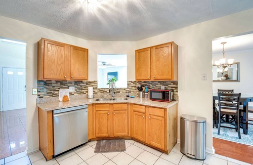 Austell House | Atlanta Area Home w/Yard ~ 2 Mi to Six Flags