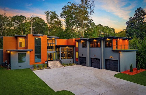 North Decatur House | Atlanta Modern | Pool, Hot Tub & Basketball Court