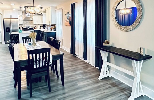 Tucker House | Atlanta VACAY/Gathering