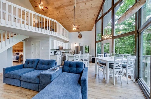 Sautee Nacoochee House | Attitude Adjustment Mtn Chalet w/Private Hot Tub