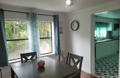 Grove Hill House | Attractive 2-bedroom, 1 & 1/2 bathroom house in Grove Hill w/WiFi and AC