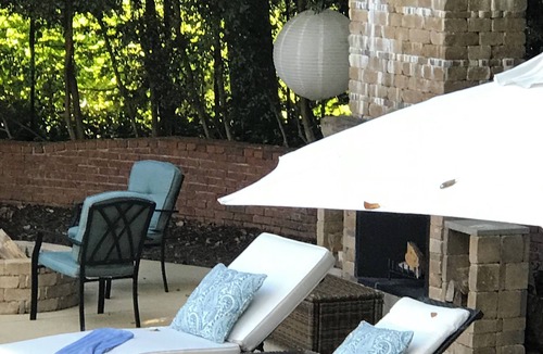 North Brookhaven House | Avail. for World Cup 2026. Large 4-bed home in peaceful, close in neighborhood