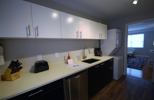 Brookwood Apartment | B2bc Convenient Condo Perfect for Long Term Stay Near Shepherd Center