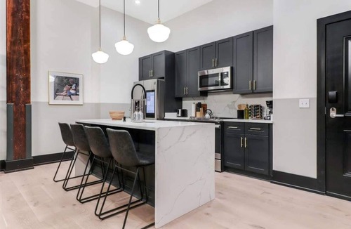 Arts/Warehouse District Apartment | Bachelorette Suite Perfect for a Memorable Stay