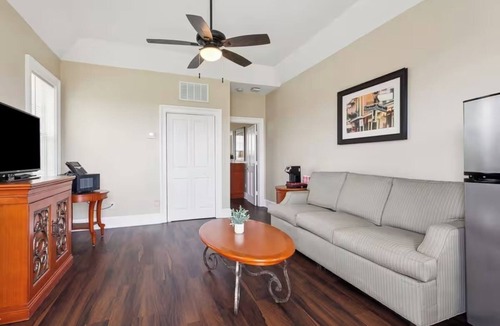 Lafitte Apartment | Bayou BandB Escape Fire Pit + Hot Breakfast