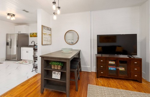 Saint Simons Island Cottage | Beach Cottage with 2 king beds-One short block to beach-Walk to Pier Village!