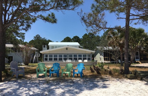 Panacea House | Beach Front Home! Sleeps 12- 2 Separate Living Areas.