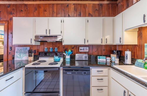 Tybee Island Cottage | Beach Haven circa 1914 - Ocean Block/Beach Side of Butler Avenue!