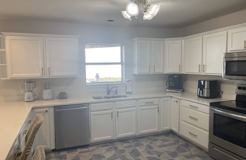 Navarre Beach House | Beach House-Gulf Front Private Home Sleeps 10