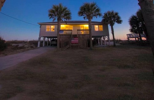 Edisto Island House | Beachfront 4 BR, 3 bath, sleeps 12 - Hot Tub! Fantastic Views!
