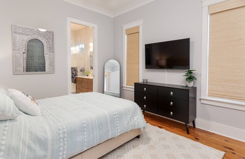 Gulfport House | Beachfront Bungalow - Brand NEW HOUSE - walking distance to Downtown!