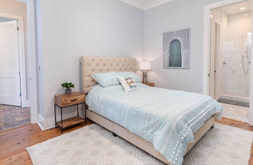 Gulfport House | Beachfront Bungalow - Brand NEW HOUSE - walking distance to Downtown!