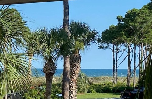 Hilton Head Island Condo | Beachfront King Bed Villa, Pvt Balcony, Self Ckin