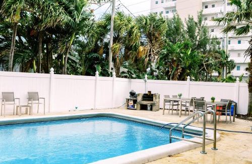 Deerfield Beach Apartment | Beachside Gardens Apartments By Lowkl