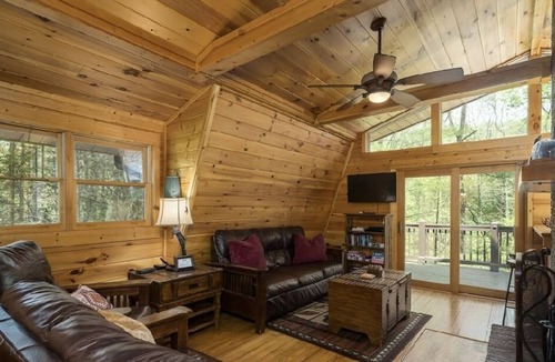 Ellijay Cabin | Bear Creek Rec. Area