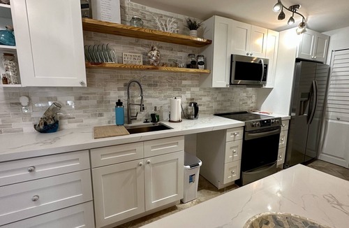 Islamorada Condo | Beautiful 1 bedroom apartment with stunning open water view Apt 317