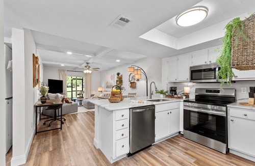 Augusta Condo | Beautiful 2 bedroom 2 bathroom condo with patio. The sleeping arrangements for this property are 2 queen beds.