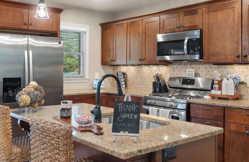 Smyrna House | Beautiful 3 bedroom ranch home in Smyrna near the Braves stadium