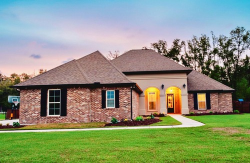 Covington House | Beautiful 4-bedroom house in enchanting Covington