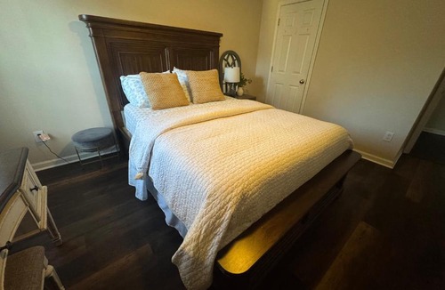 Duluth Apartment | Beautiful and cozy house in Duluth!