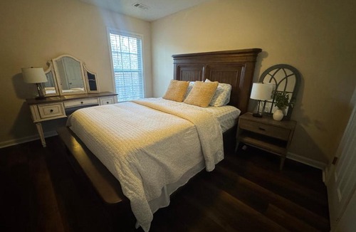 Duluth Apartment | Beautiful and cozy house in Duluth!