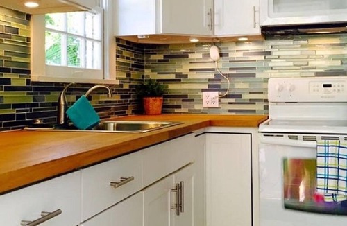 Pass-a-Grille Cottage | Beautiful Beach Rental-Pass-a-Grille island -Remodeled & Includes Bikes