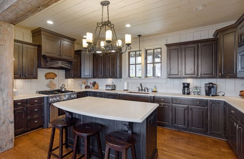 Glenville House | Beautiful custom home in Chinquapin