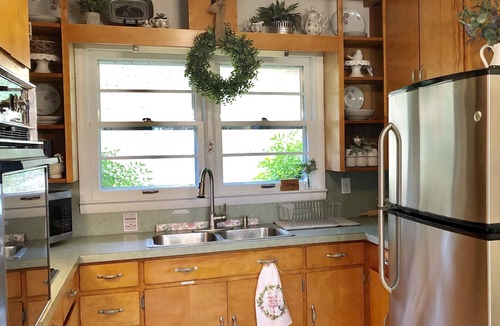 Franklin House | Beautiful, Easy Access Farmhouse with attention to Detail and Spectacular Views