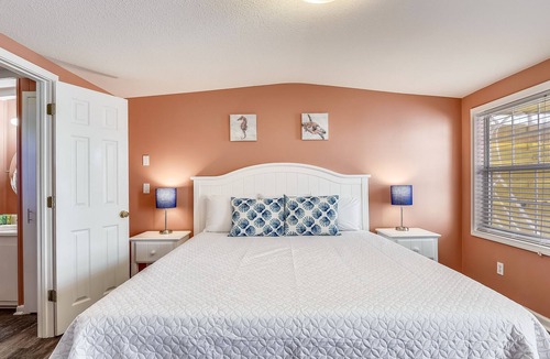 Bid-a-wee Beach House | 🏖️Beautiful HOME with PRIVATE beach access across the street from beach!!🏖️