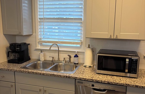 Crestline Heights House | Beautiful Home off Acton, 5 Minutes to Summit, 280