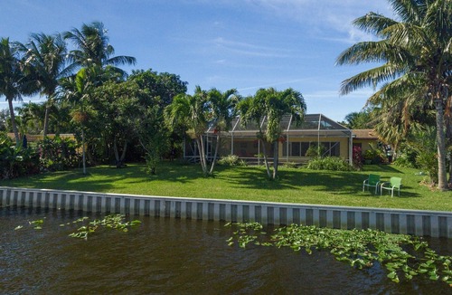 Lake Clarke Shores House | Beautiful home on Lake Clarke Shores
