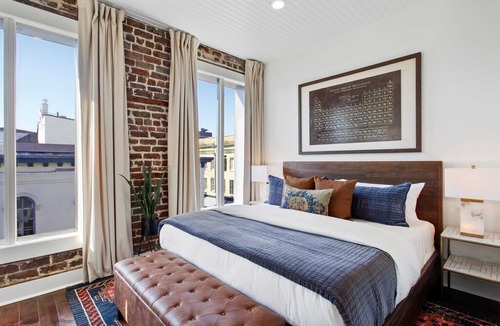 Historic District - North Condo | Beautiful Luxury Condo in Downtown Savannah