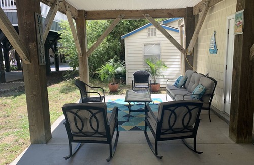 Myrtle Beach House | Beautiful Ocean Lakes Beach Home.100 Yards to the Beach.