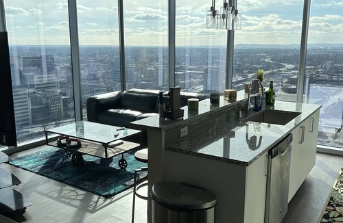 Downtown Louisville Condo | Beautiful penthouse condo in downtown Louisville