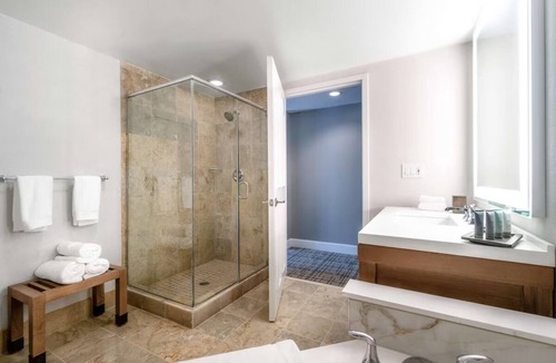 Braselton Hotel | Beautiful Scenic Stay Perfect for Celebrating Romantic Getaways l 2 Rooms