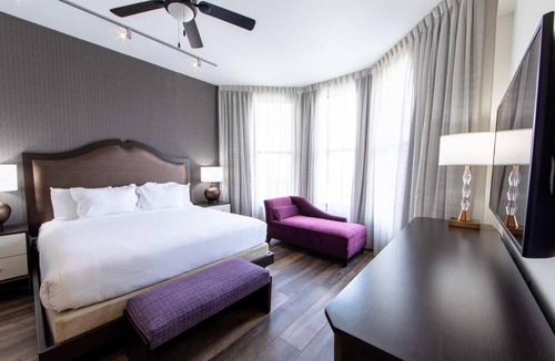Central Business District Resort | Beautiful Signature 1 Bedroom in Marvelous New Orleans Louisiana