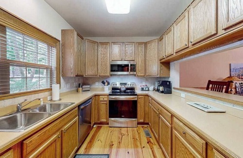 Cashiers House | Beautiful townhouse surrounded by nature, grill, shared hot tub, pool, & tennis