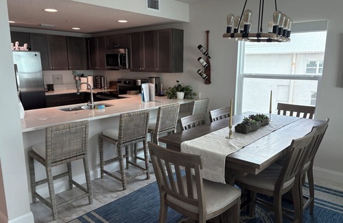 Daytona Beach Shores Condo | Beautiful 4 Bedroom 3 Bath Ocean front condo Daytona Beach Shores.