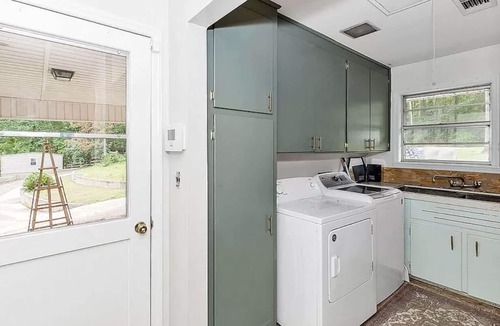 Little Kowaliga House | Beautiful Waterfront, big yard & dock on quiet slough