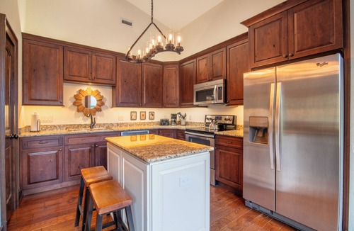 Cullowhee House | Belcher House - Upscale Townhome in Small Resort Community w/Clubhouse & Pool