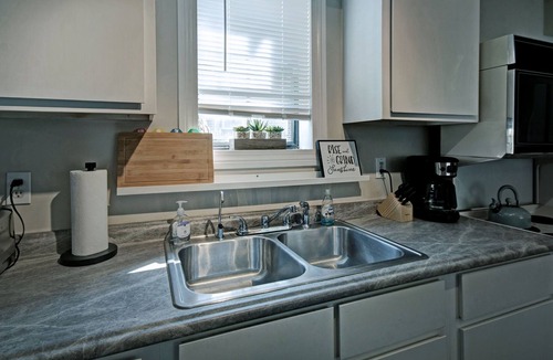 Greater Belhaven House | Belhaven Bungalow in the Heart of Jackson
