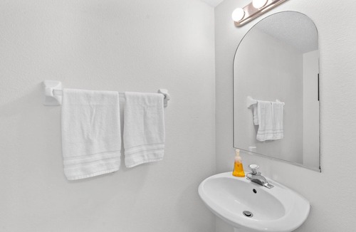 Westchase House | Berkeley Square luxury 2-bedroom, 2.5 bathroom Tampa rental townhome Experience the modern luxury