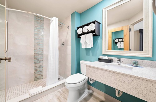 Villas on the Green Hotel | Best Western Intracoastal Inn