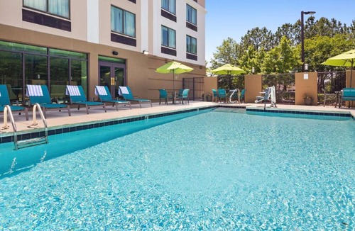 Crestline Heights Hotel | Best Western Plus Birmingham Inn & Suites