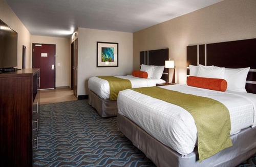 Hardeeville Hotel | Best Western Plus Hardeeville Inn & Suites