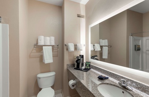 Russellville Hotel | Best Western Plus Russellville Hotel & Suites