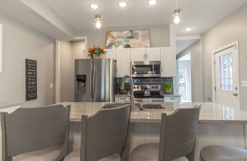 Babe Denny House | Better location for large groups